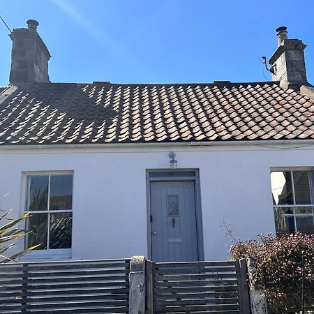 Beautiful Coastal Cottage In Pittenweem Exterior photo